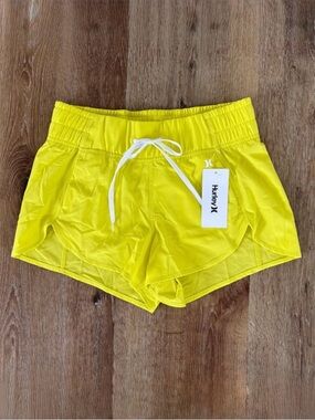 Hurley Aqua Solid Board Shorts 2.5” in Citron Yellow Size: XS | Beach, Summer